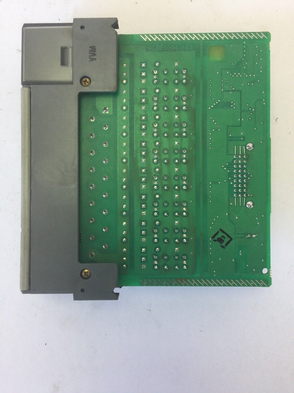 ALLEN BRADLEY 1746-OB16 OUTPUT MODULE SER D 10-50VDC