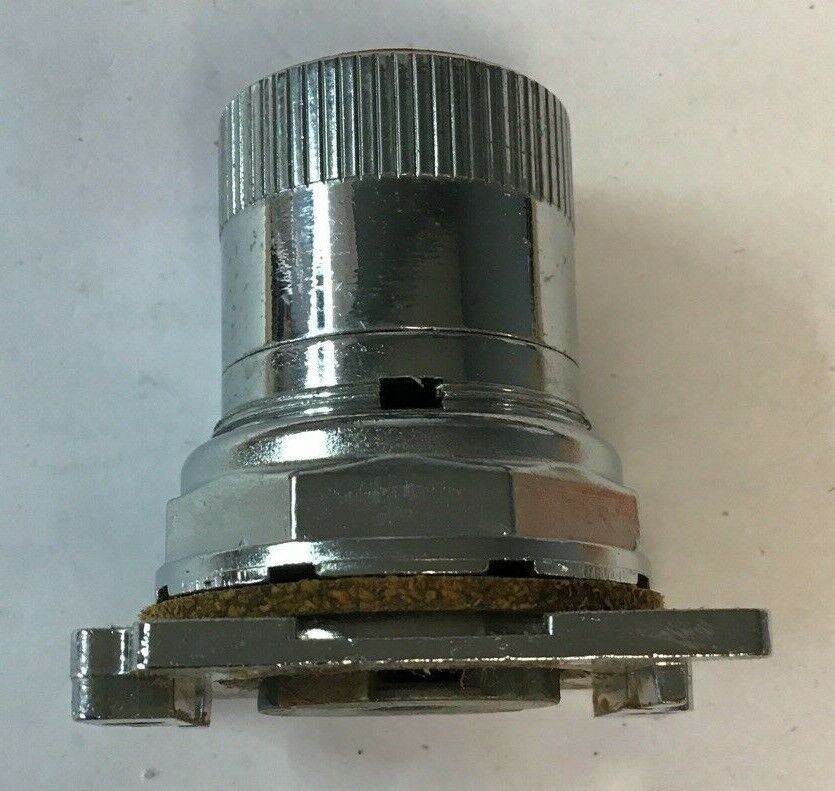 CUTLER HAMMER 10250T3213 ROTO-PUSH LATCH OPER. 2POS