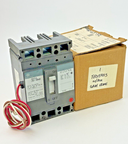 GE - TED134015 - IND. CIRCUIT BREAKER W/ AUX SWITCH - 15A, 480 VDC, 3 POLE - NEW