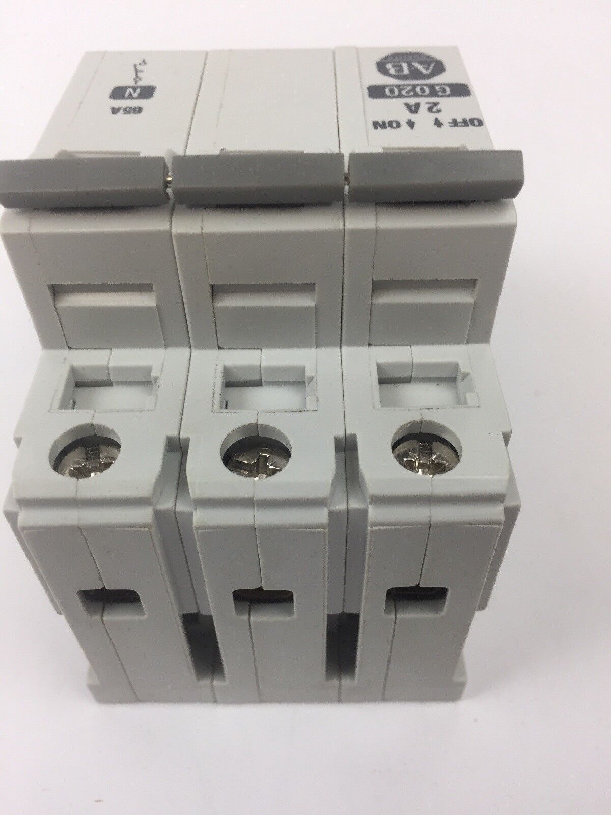 ALLEN BRADLEY 1492-CB2G020-N