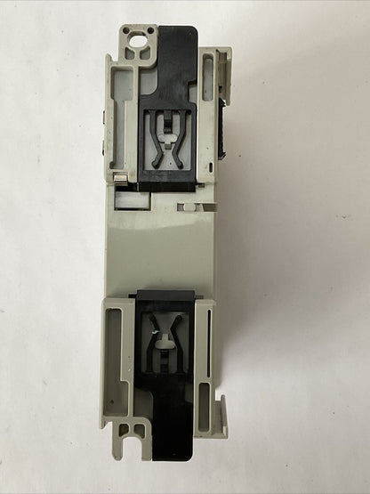 ALLEN BRADLEY 1769-IQ16 16PT INPUT MODULE SER A F/W REV 3.1 DIR/VER 95320743/03