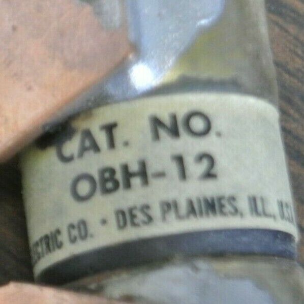 ECONOMY / FPE OBH-12 BOLT-ON FUSE / 12A / 32VDC / NEW SURPLUS