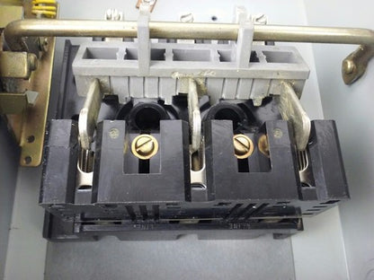 CHALLENGER HD362NFC, SAFETY SWITCH, TYPE 1 INDOOR, 60A, 600VAC/600DC, 3P, USED6