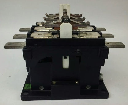 ABB EH450 CONTACTOR,  600V, 3PH, 525A, 400H.P., 3P, 355KW, EH, USED4