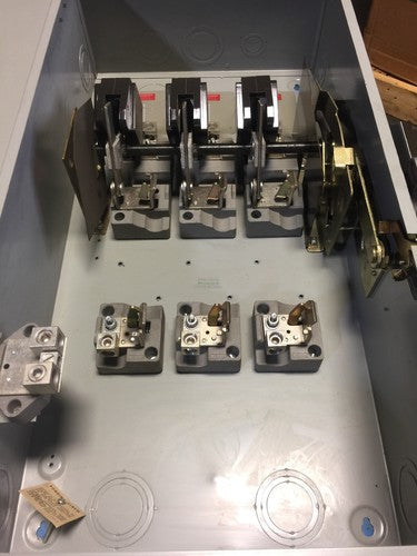 FPE H1236SN HEAVY DUTY SAFETY SWITCH 600 VAC 200 AMP 150 MAX HP 3 POLES8