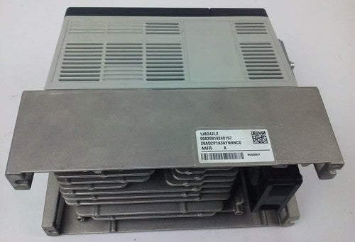 ALLEN BRADLEY POWER FLEX 70 20A-D2P1A3AYNNNC0 SER. A,3PH,480V, 1HP, W/ 20-HIM-A37