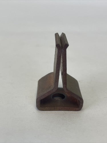 ILSCO C17 100A 250-600V FUSE CLIP (LOT OF 2)6