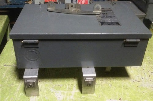 WESTINGHOUSE BP-EA CIRCUIT BREAKER ENCLOSURE w/ 20A CIRCUIT BREAKER0