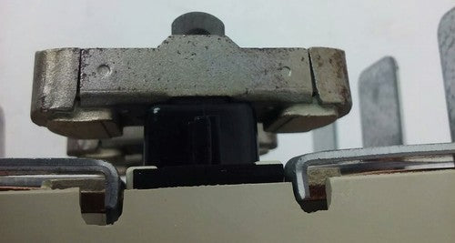 TELEMECANIQUE LC1F400 CONTACTOR, 3PH, 3P, 600V, 420A, 300HP,W/ LX9FJ910 24V COIL10