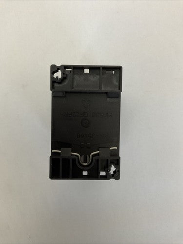 SIEMENS 3RT10261AC20 CONTACTOR 35A 600VAC 20HP 3POLE COIL 24V 50/60HZ4