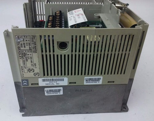 ALLEN BRADLEY 1305-BA03A SER. C, AC DRIVE, INPUT: 380/460V, 2.2A, 50/60HZ, PARTS2