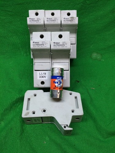 *LOT OF 6* GOULD ULTRASAFE CLASS J FUSEHOLDER US6J1I 600V 60A W/ FUSES0