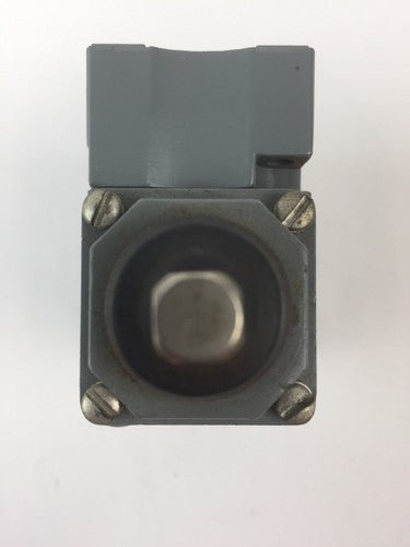 CUTLER HAMMER 10316H6815B TYPE L LIMIT SWITCH 600VAC 4