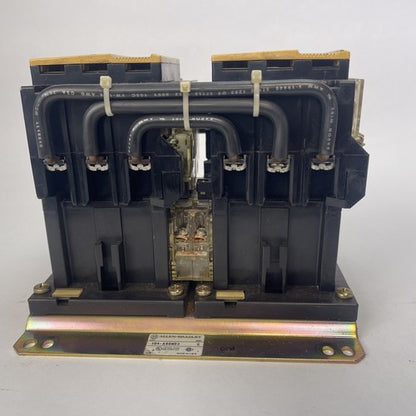 ALLEN BRADLEY 104-A60ND3 REVERSING CONTACTOR SER C 60AMP 600VAC 3PHASE 50HP2
