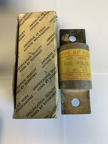 Federal Pacific/Economy Fuse RFC425 425A 600V Fuse0