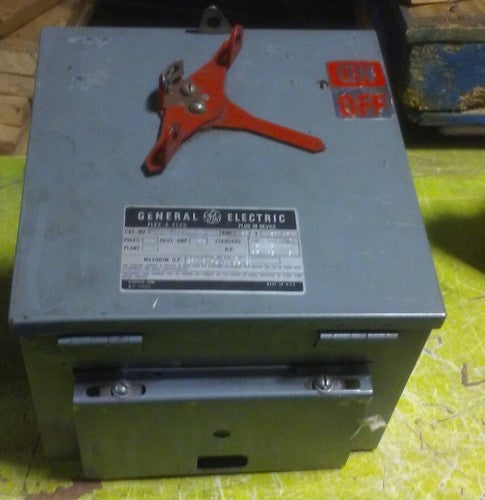 General Electric FLEX-A-PLUG SWITCH / BUS PLUG - 60A, 600V, 4-Pole (DFPH462 DE)0