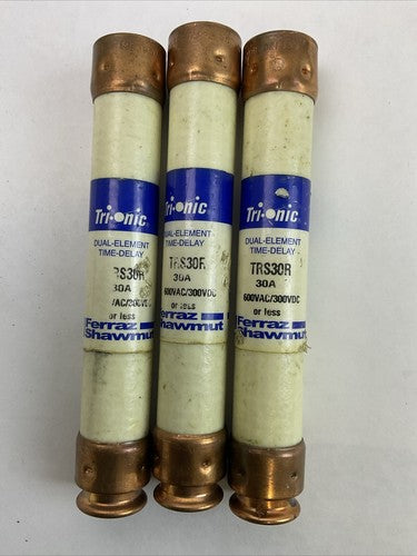 FERRAZ SHAWMUT TRS30R TRI-ONIC DUAL ELEMENT FUSE 30AMP 600VAC 300VDC (LOT OF 3)0