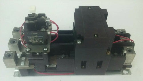 CUTLER HAMMER SIZE 5 STARTER 240V COIL W/ 42-2807-3 300/5 CURRENT TRANSFORMER7