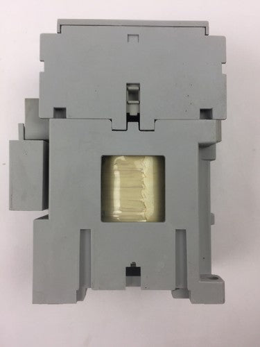 ALLEN BRADLEY 100-C09UDJ300(100-C09D*300 CONTACTOR & 100-FSD250 SURGE PROTECTOR 6