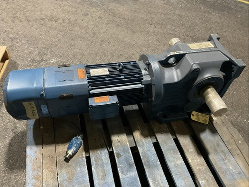 SEW-EURODRIVE K97 DRE132M4BE11HR/AV1H GEAR MOTOR HZ 60 rpm 1755 V266/460Y2