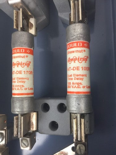 WADSWORTH 8712N ENCLOSED FUSIBLE SAFETY SWITCH 100A 240VAC 3 POLES AT-DE 100R8