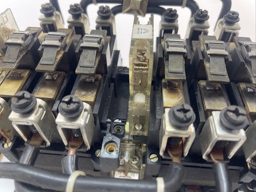 ALLEN BRADLEY 104-A60ND3 REVERSING CONTACTOR SER C 60AMP 600VAC 3PHASE 50HP8