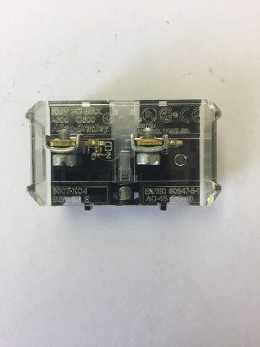 ALLEN BRADLEY 800T-XD4 CONTACT BLOCK SER E 600VAC (LOT OF 3)0