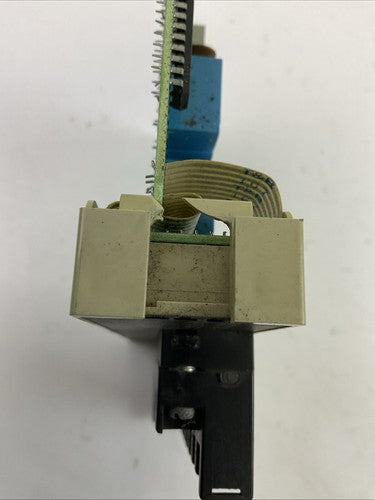 HITACHI POM-RH OUTPUT MODULE 33016133-6 (MISSING LOCKING TABS)2