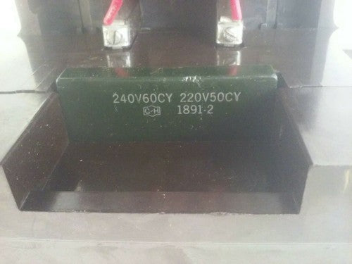 CUTLER HAMMER SIZE 5 STARTER 240V COIL W/ 42-2807-3 300/5 CURRENT TRANSFORMER11