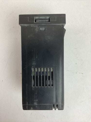 OMEGA CN372-P1F2 TEMPERATURE CONTROL3