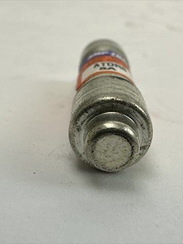 FERRAZ SHAWMUT ATDR8 AMP-TRAP 2000 CLASS CC FUSE 8AMP 600VAC 300VDC (LOT OF 4)2