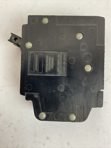 CROUSE-HINDS MM1515 TWIN 2POLE CIRCUIT BREAKER 15/15AMP 120/240VAC4