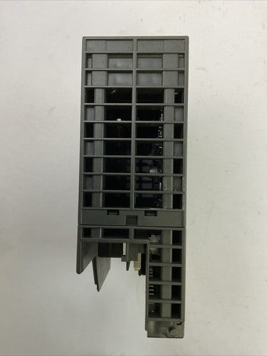 SIEMENS 6ES7 322-1BH01-0AA0 DIGITAL OUTPUT MODULE2