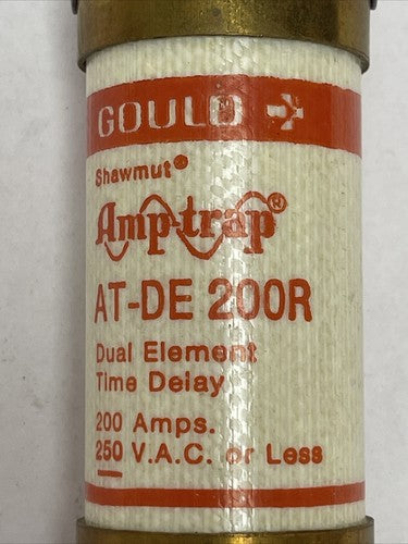 GOULD SHAWMUT AT-DE 200R AMP-TRAP DUAL ELEMENT CLASS RK5 FUSE 250VAC 200AMP1