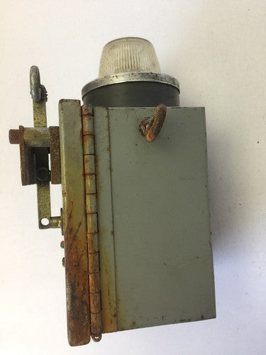 STRATOLITE #105 SAE-R(2)-72 D.O.T. PM-392 ENCLOSURE MISSING/BROKE LED BULB5