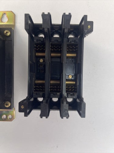 ALLEN BRADLEY 104-A60ND3 REVERSING CONTACTOR SER C 60AMP 600VAC 3PHASE 50HP10