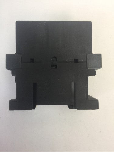 KLOCKNER MOELLER STARTER DIL 0M CONTACTOR 3POLE 250VDC 35A 15HP COIL 115V 60HZ5