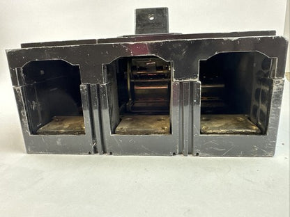ITE KM3-F800 CIRCUIT BREAKER FRAME 250-800A 600VAC 125/250VDC 3POLE NO TRIP UNIT8
