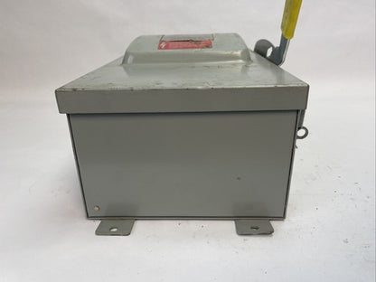 CROUSE-HINDS HU361AJ SAFETY SWITCH 30 AMPS 600 VAC 3 POLE NO NEUTRAL NO FUSES4