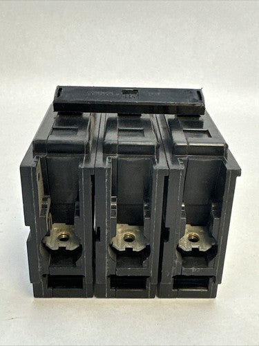 CUTLER HAMMER / WESTINGHOUSE QBHW3015H CIRCUIT BREAKER 15AMP 240VAC 3POLE1