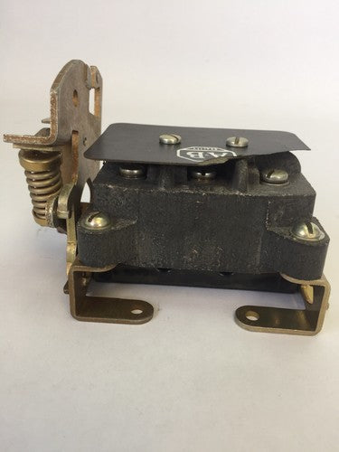 ALLEN BRADLEY X-66704 DISCONNECT SWITCH SIZE 13