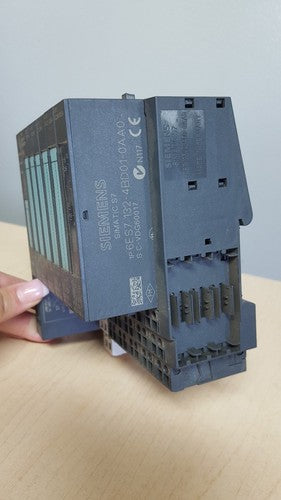 SIEMENS SST 5136-DNS-200S REV. 02.005 W/ 6ES7 138-4CB11-0AB0, 6ES7 131-4BD01-0AA3
