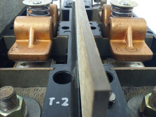 ARROW HART AH30-531-U20 CONTACTOR, 3P, 300A, 600V,SIZE 5,120V COIL,CONTACTS GOOD3