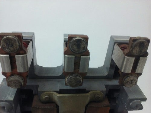 WESTINGHOUSE GCA4530 AC CONTACTOR, 600V MAX, FLA 260A-LRA 1500A, 120V COIL, USED4