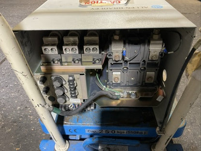 ALLEN BRADLEY 1395AR-1A-A260-FG1-CG1-LH-AH-SA-DA-G1A-NOB-AX DC DRIVE CONTROLLER4