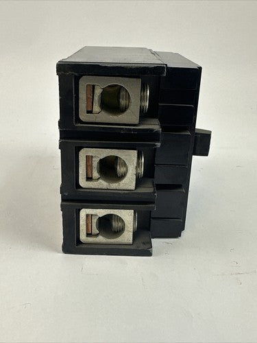 SQUARE D Q2L3200 CIRCUIT BREAKER 200AMP 120/240VAC 3POLE TYPE Q2L3
