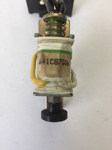 CUTLER HAMMER WESTINGHOUSE 6641C87G06 SHUNT TRIP SNT2T11K1