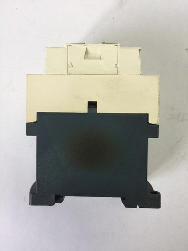 TELEMECANIQUE CAD50BD CONTACTOR 24 VDC LAD4TBDL 5-24V3