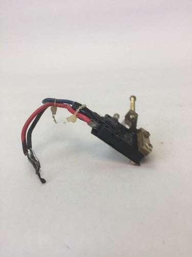 WESTINGHOUSE 4979D06G03 1A1B AUXILIARY SWITCH 120VAC 5A1