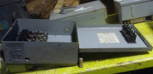 ITE I-T-E UP321 XL-Universal Door Operated Bus Plug - 30A, 240V, 3-Pole5